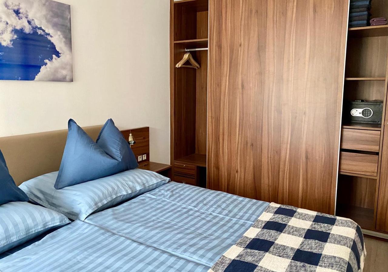 Iris Appartement In Heviz Mit Tiefgarage Und Panoramaaussicht Exterior foto